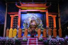 Nhân ngày vía Đức Bổn sư thành đạo