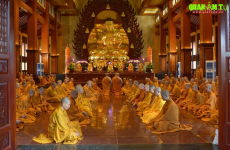 Mùa huân tu, thanh tịnh đạo tràng