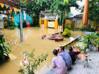 vận động cứu trợ đồng bào lũ lụt các tỉnh miền Trung1