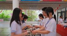 Học sinh Hà Nội bán hàng gây quỹ thiện nguyện thu hút hàng trăm tấm lòng chung tay sẻ chia