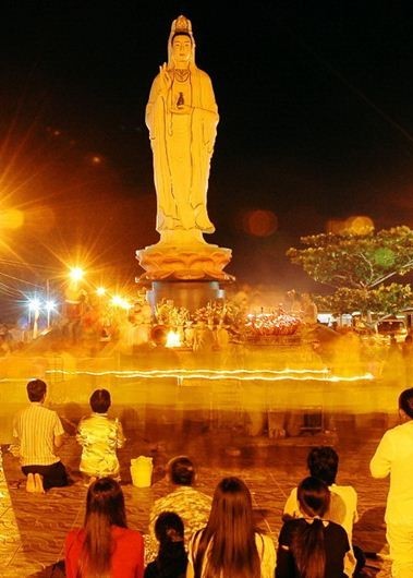 Du lịch tâm linh: Quán âm Phật Đài hiển linh