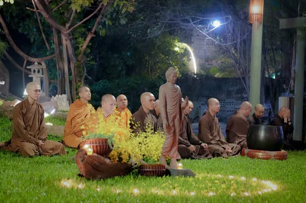 Thấm tình đạo vị đêm thiền trà “Về giữa đất trời”