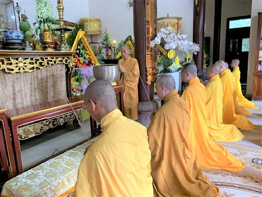 An cư kiết hạ: xuất giới như thế nào là đúng pháp