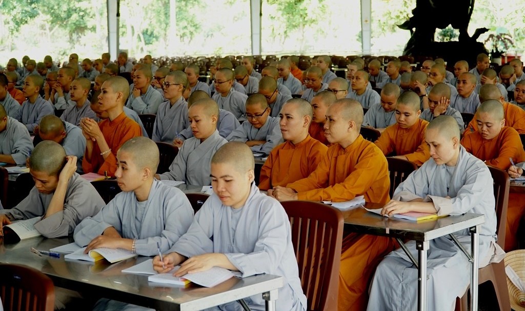 Ban Tôn giáo Chính phủ phổ biến luật tại Học viện7