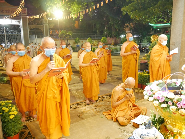 Các nơi thành kính cử hành nghi thức Tắm Phật1