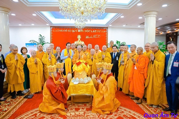 cung thỉnh xá lợi Đức Phật về tôn trí tại chùa Thanh Tâm1