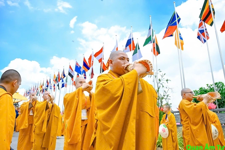 cung thỉnh xá lợi Đức Phật về tôn trí tại chùa Thanh Tâm5