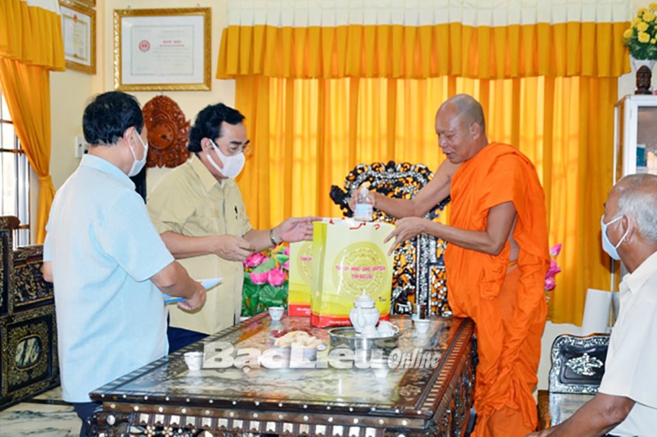 Đồng bào Khmer đón Tết cổ truyền Trọn đạo