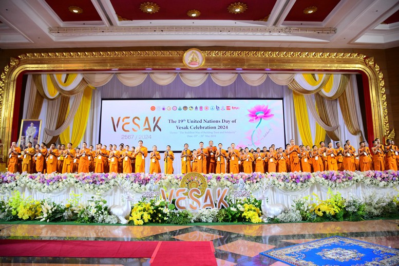 Hình ảnh Đại lễ Phật đản 2024 tại các nước5