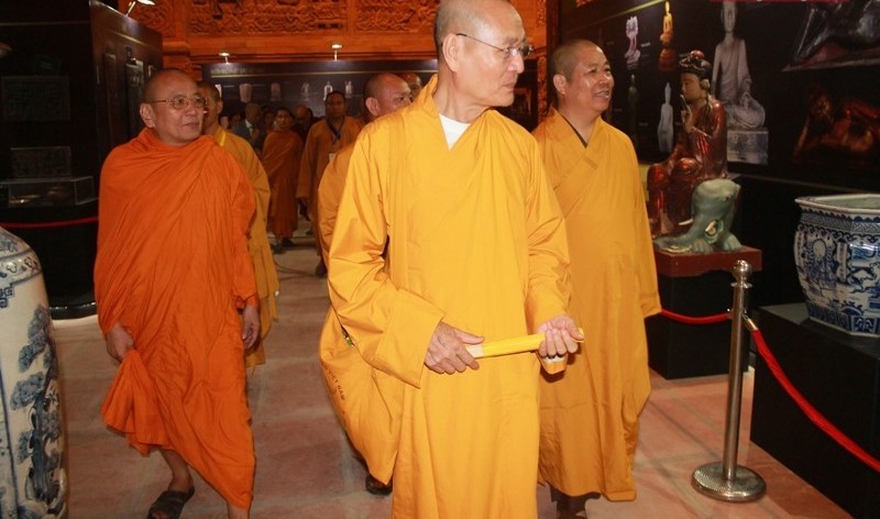 khai mac chuoi su kien vesak 8