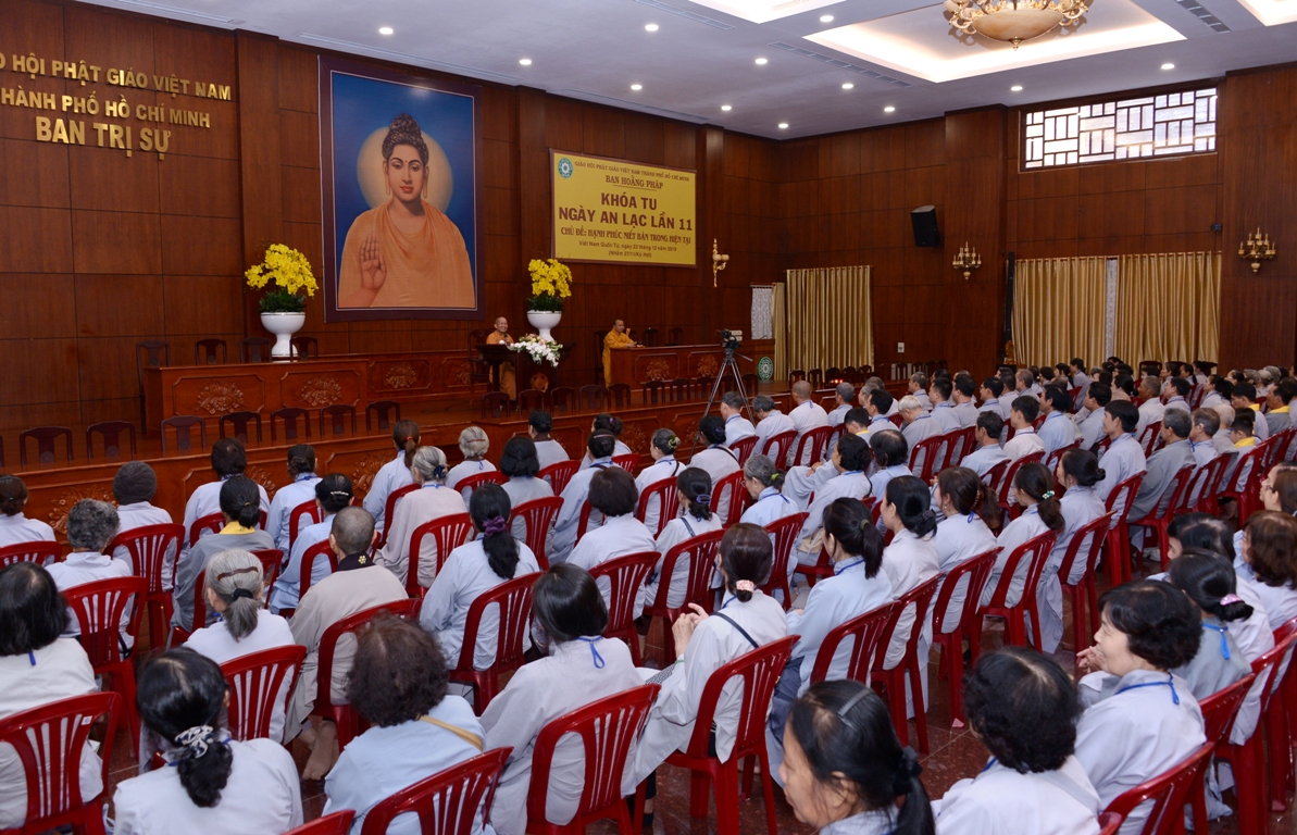 Khoá tu Một ngày an lạc