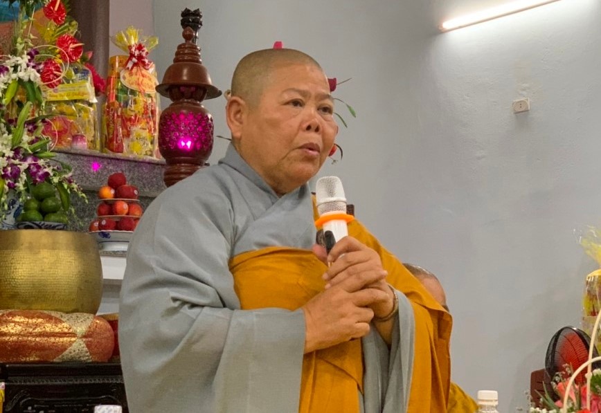 Phân ban Ni giới T Ư cúng dường trường hạ miền Trung1
