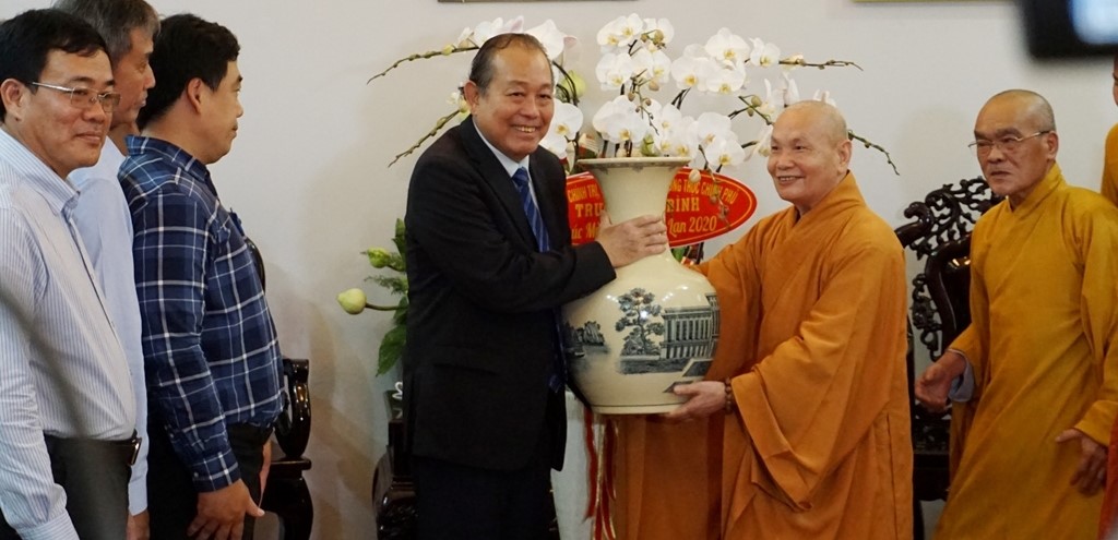 Phó Thủ tướng Thường trực chúc mừng Đại lễ Vu lan11