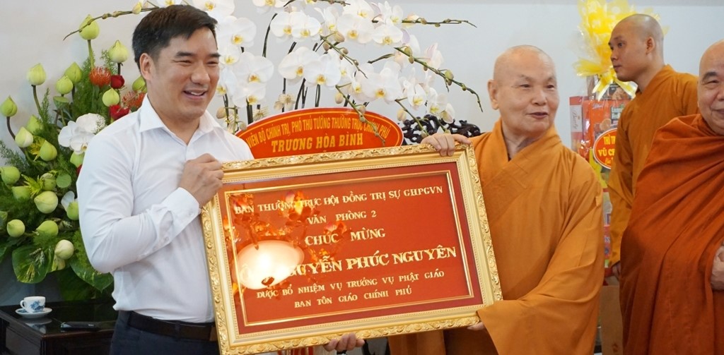 Phó Thủ tướng Thường trực chúc mừng Đại lễ Vu lan13