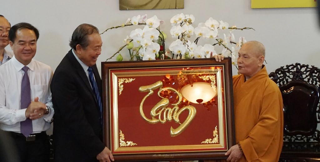Phó Thủ tướng Thường trực chúc mừng Đại lễ Vu lan8
