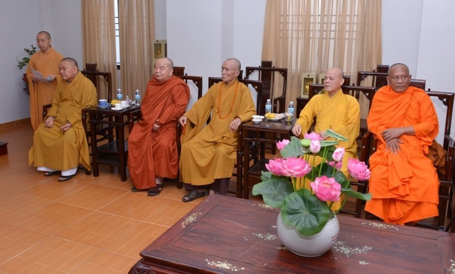 tiep doan nhat ban 4