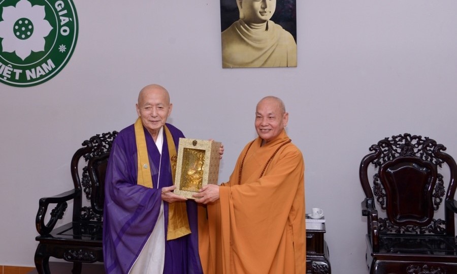 tiep doan nhat ban 6