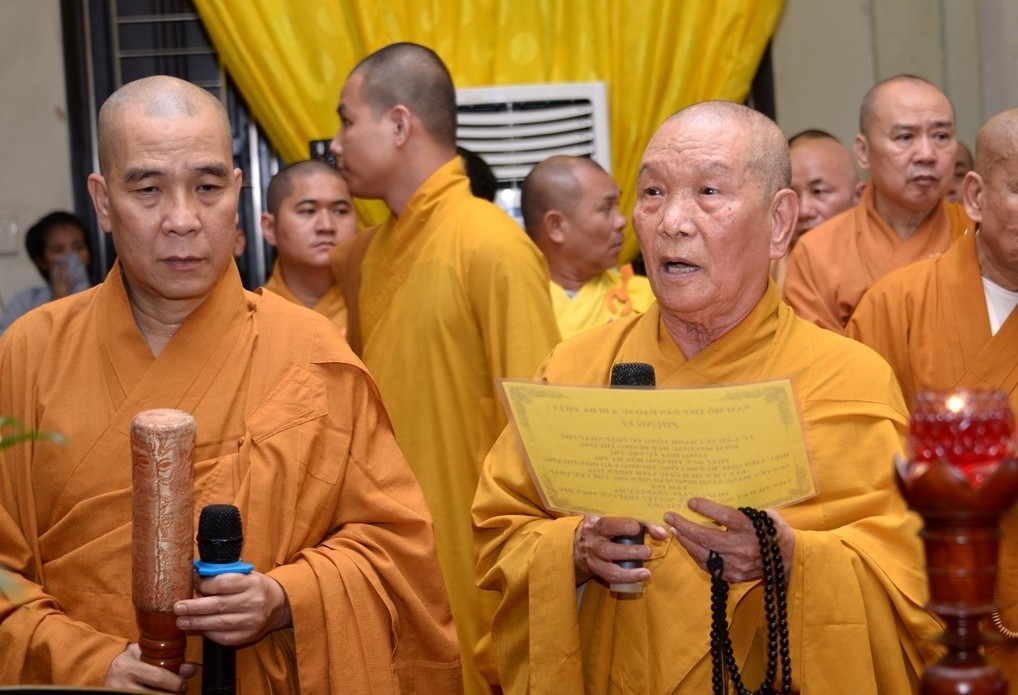 Trưởng lão HT Thích Viên Giác12