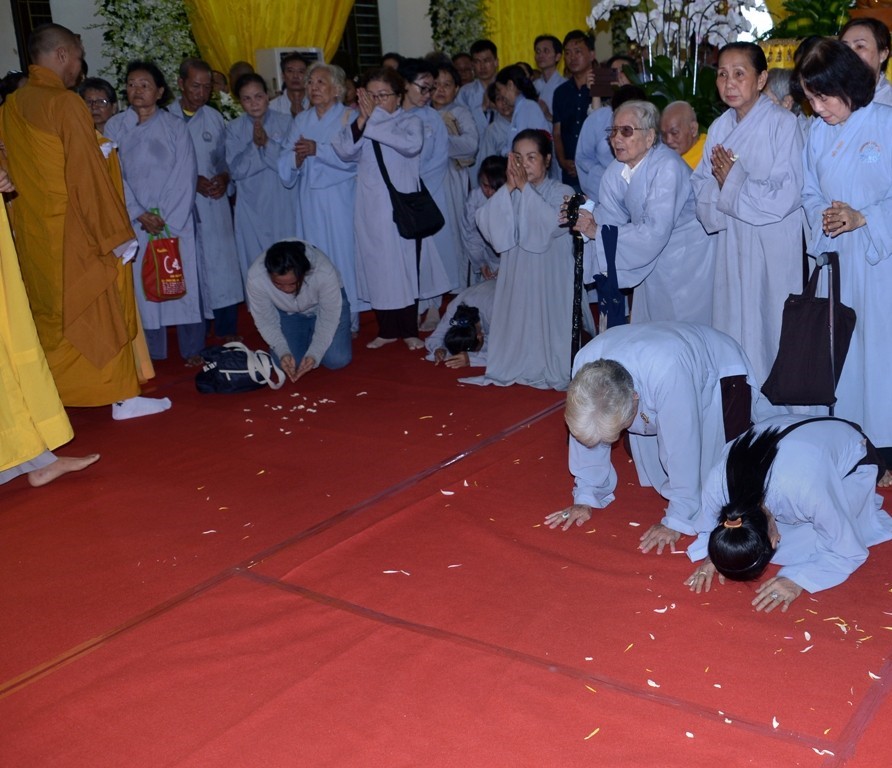 Trưởng lão HT Thích Viên Giác23