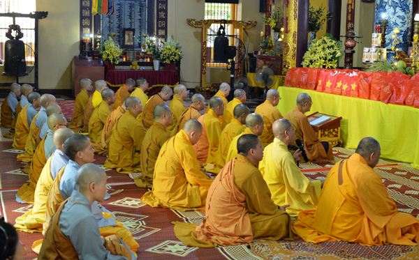 Hà Nội: Lễ Tự tứ tại đạo tràng An cư chùa Quán Sứ