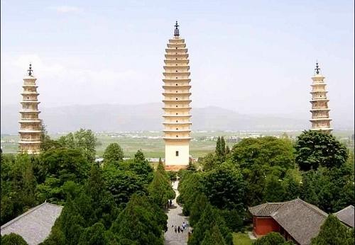 Thành Đại Lý mùa xuân