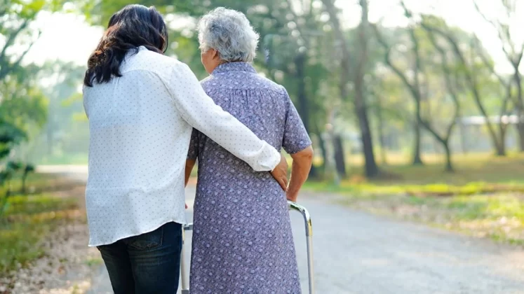 3 điều người ta sợ nhất khi về già, điều đầu tiên rất đáng để suy ngẫm