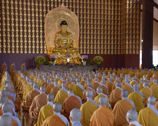 Đức Pháp chủ15