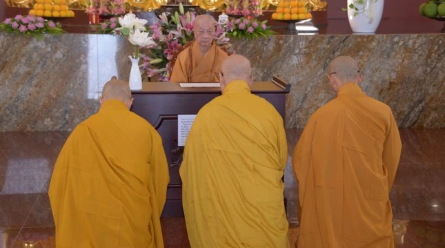 Đức Pháp chủ20