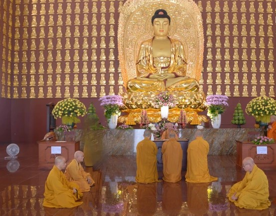 Đức Pháp chủ6
