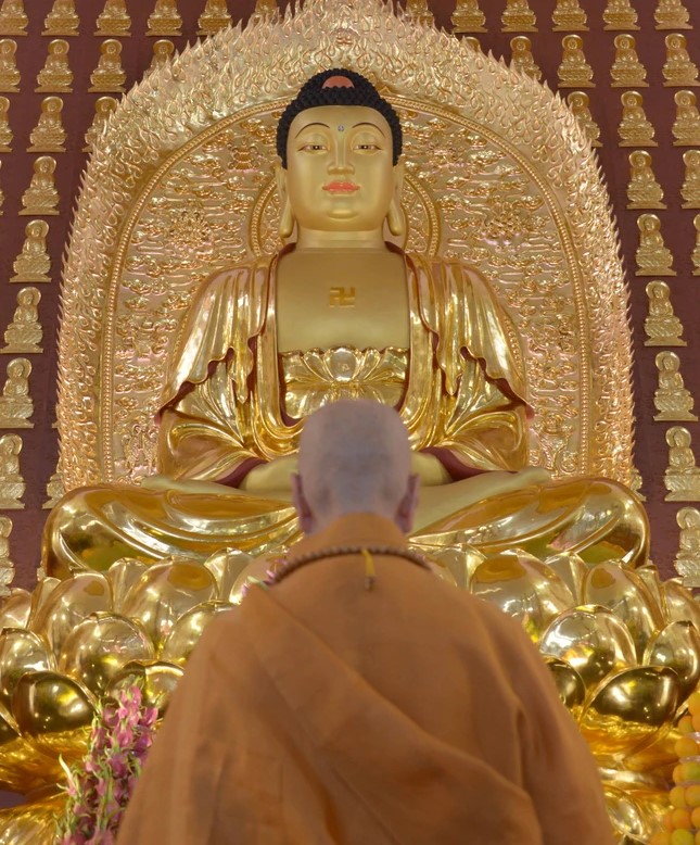 Đức Pháp chủ9